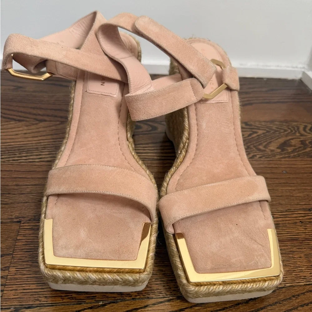 Good American Pale Pink Suede Gold Hardware Espadrille Wedge Sandals NEW Size 12